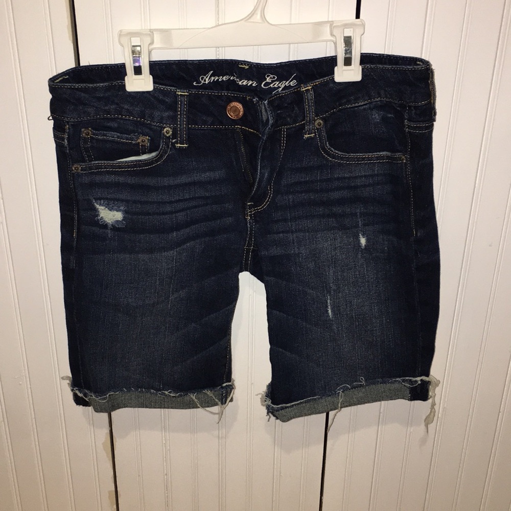 American Eagle dark wash Bermuda shorts size 6